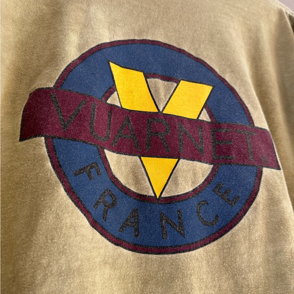 Vintage 90s Vuarnet kakhi long sleeves tshirt with Yellow and Blue Logo in back